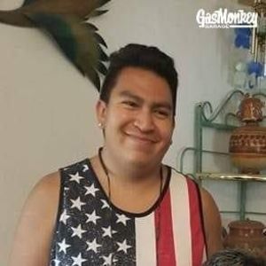 Meet your Posher, Marcos angel